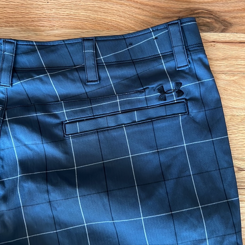 Under Armour NWOT mens golf shorts🏌️♂️ - Picture 7 of 7